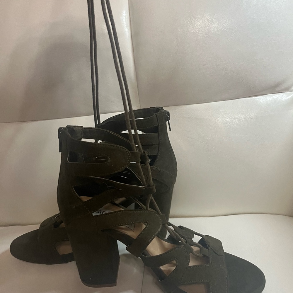 Steve Madden Dark Green Strappy Block Heels